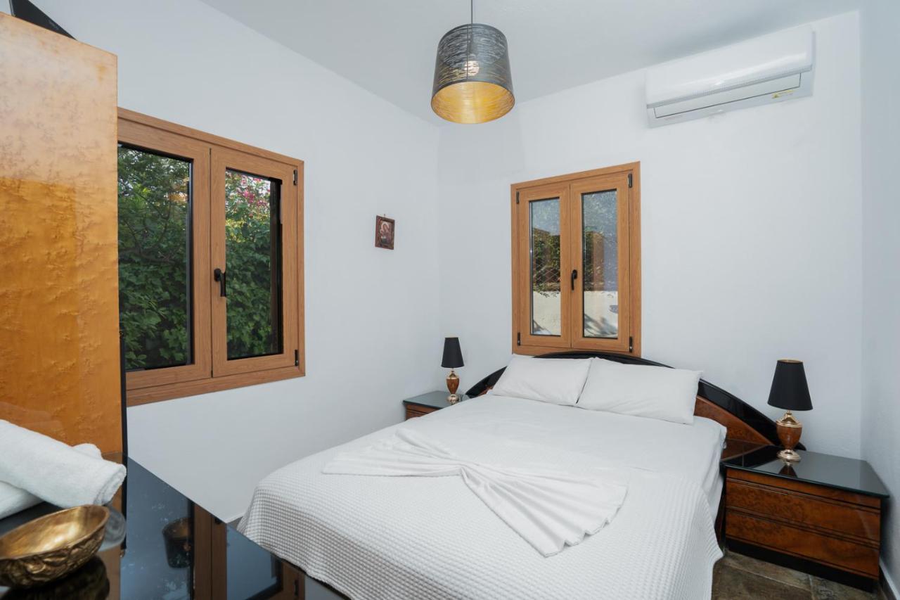 Villa Beis Pórto Ráfti Esterno foto